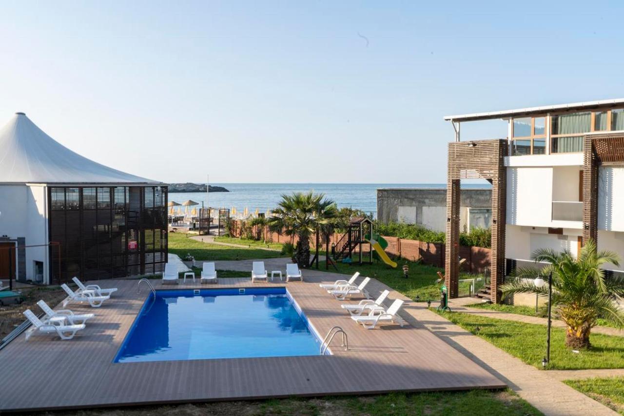 Mad Sea Beach Hotel Караджакёй Экстерьер фото
