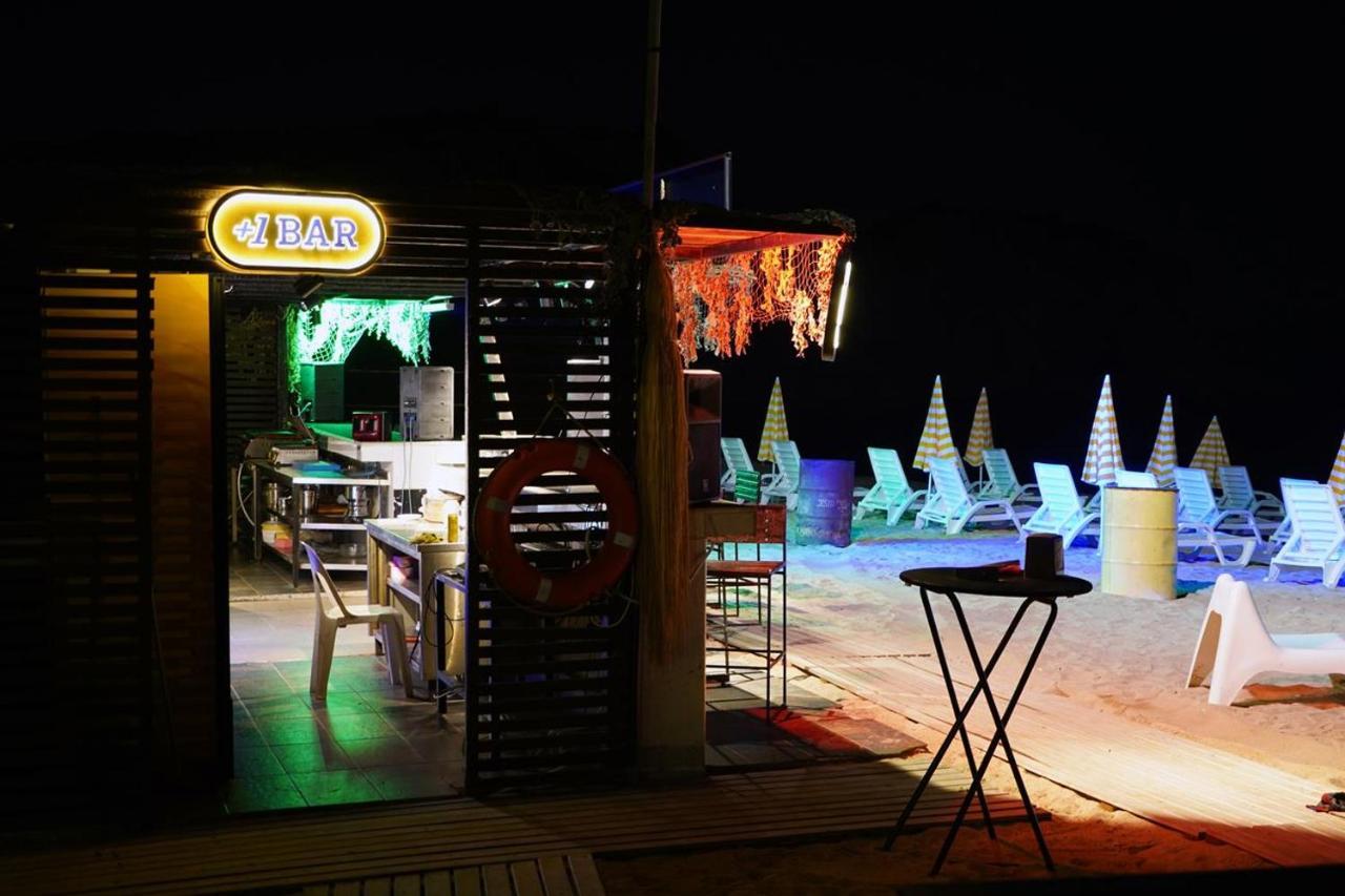 Mad Sea Beach Hotel Караджакёй Экстерьер фото